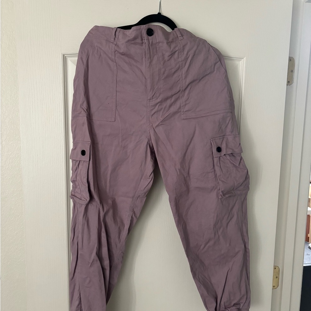 Wondery Outdoors Isabel 2.0 Purple Cargo Pants